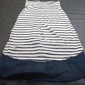 JENNA & JESSIE lt weight skirt